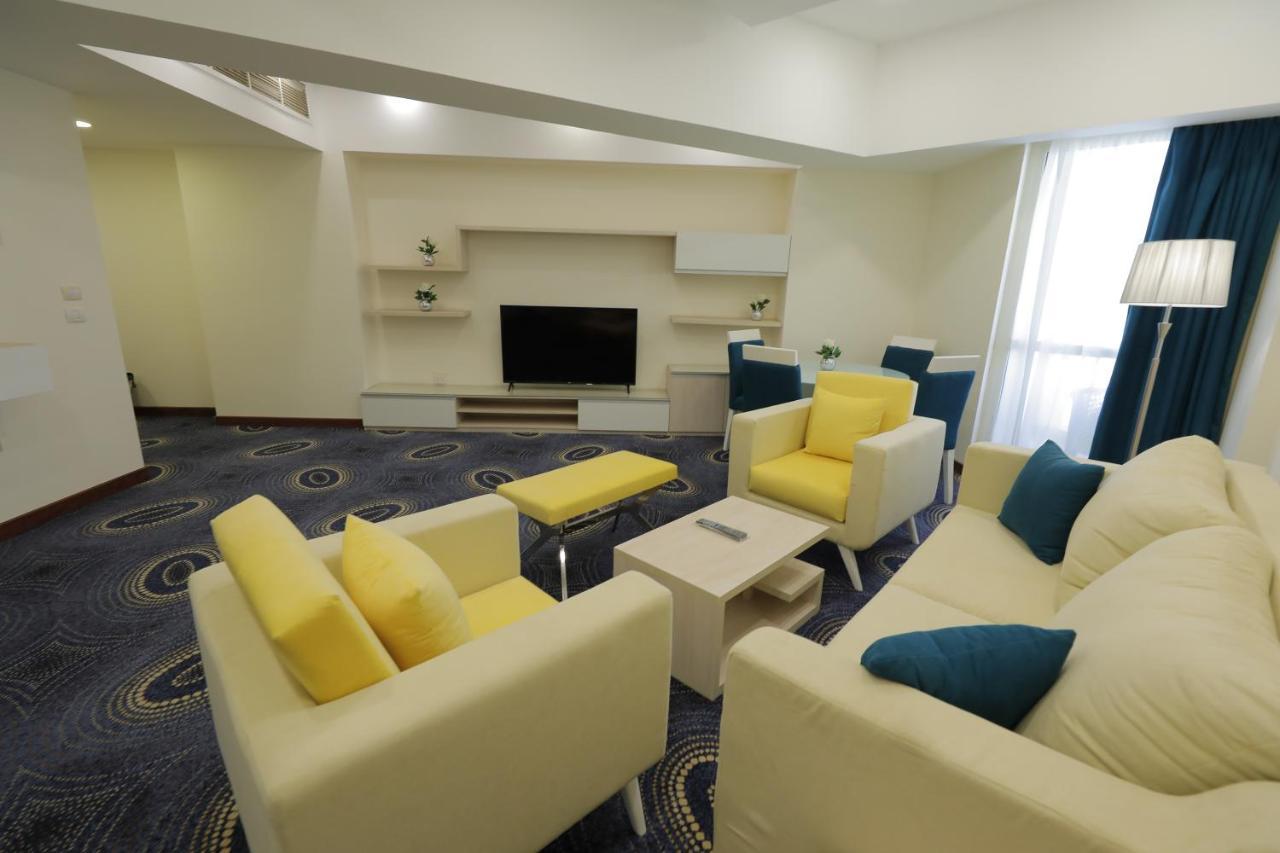 Tolip Gardens Hotel ไคโร ภายนอก รูปภาพ Suite
